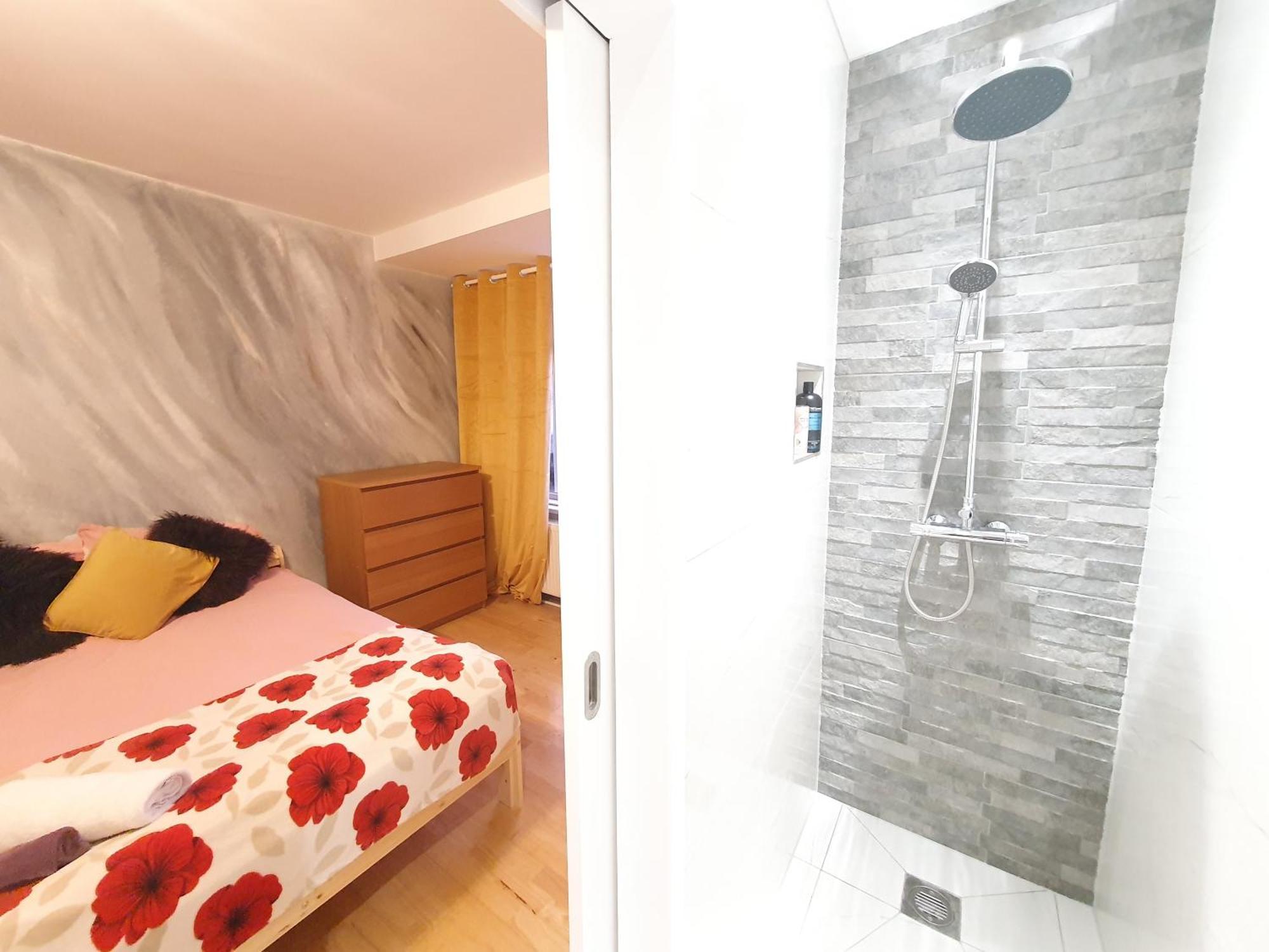 Beautiful Guest Rooms, Free Parking, 30Min Heathrow, 40Min Wembley, 60Min Central London Greenford  Quarto foto